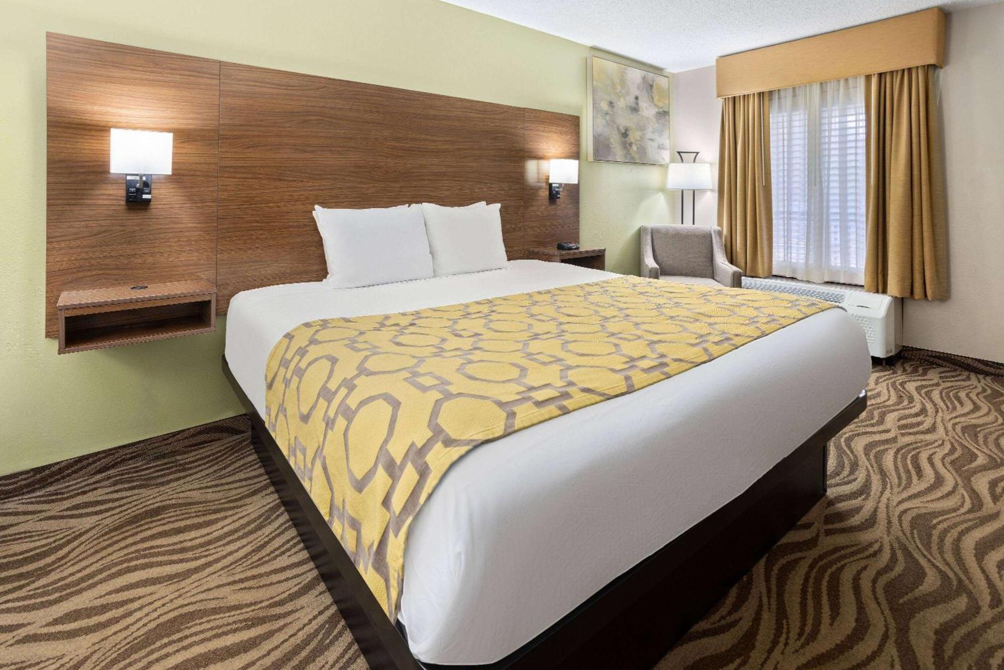 Baymont By Wyndham Griffin Hotel Eksteriør billede